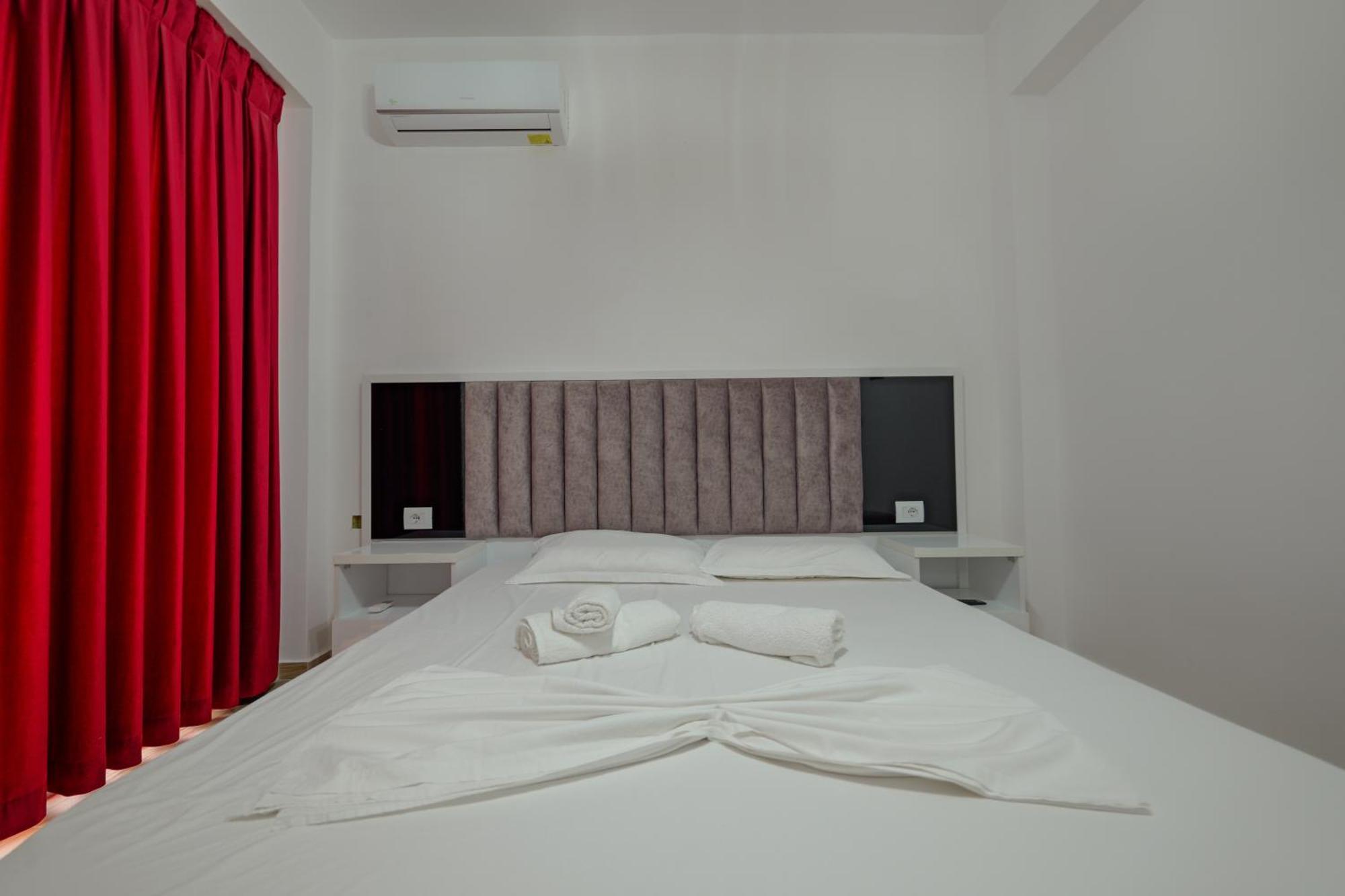 Hotel Take ボルシュ エクステリア 写真