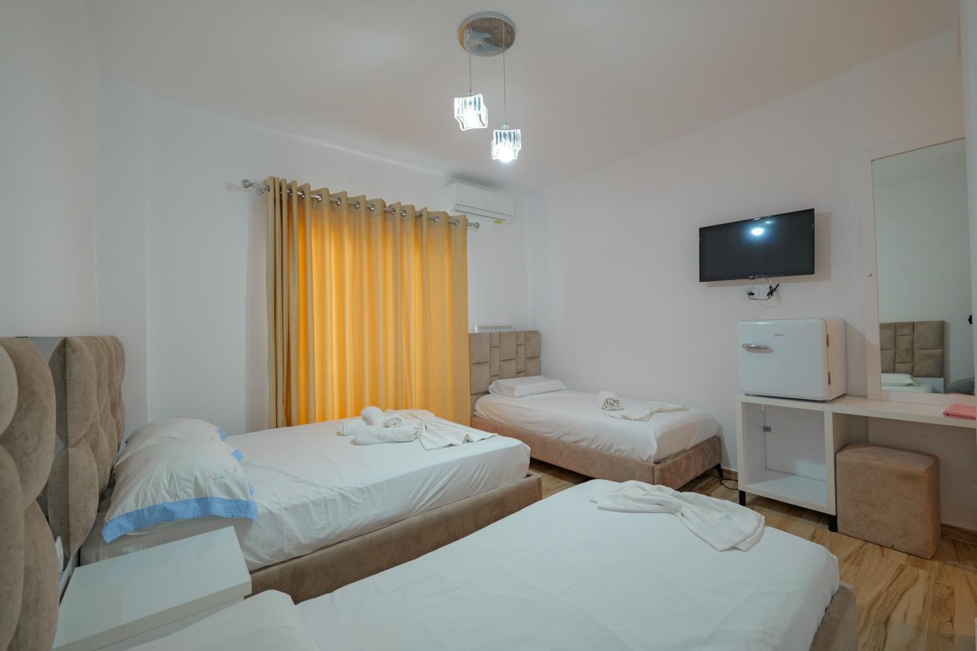 Hotel Take ボルシュ エクステリア 写真